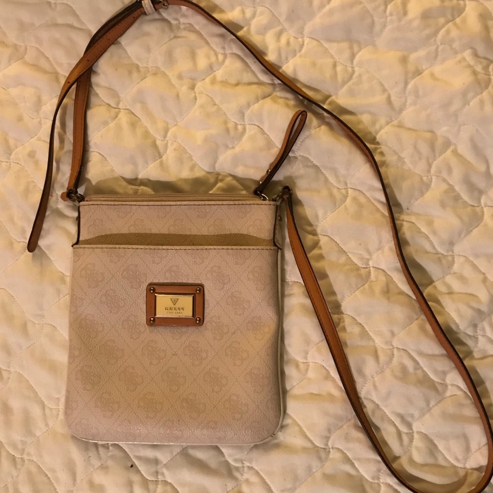 Guess crossbody
